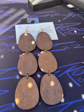 Load image into Gallery viewer, Madera
