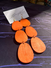 Load image into Gallery viewer, Madera
